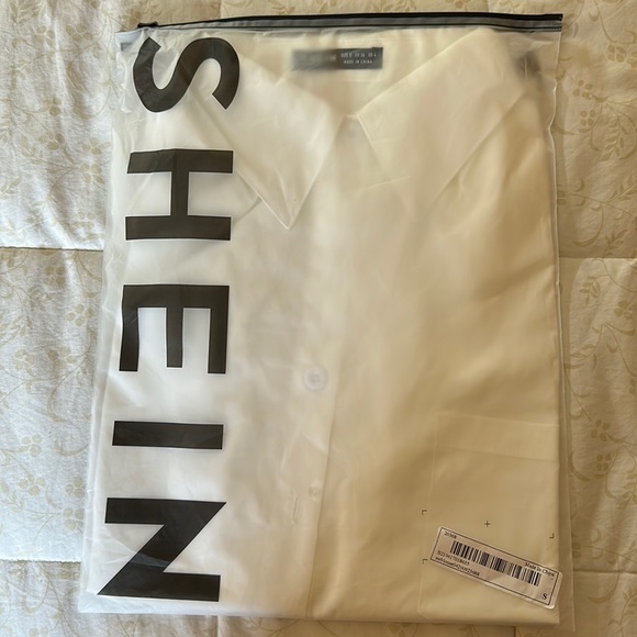 Nailea X SHEIN Patch Pocket Button Front Solid Shirt -NWT - Picture 6 of 6